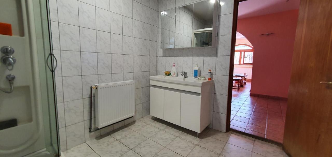 Vila Vasile Navodari Dış mekan fotoğraf